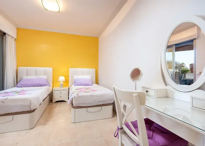 Romen 04 Bahia De Menceyes *